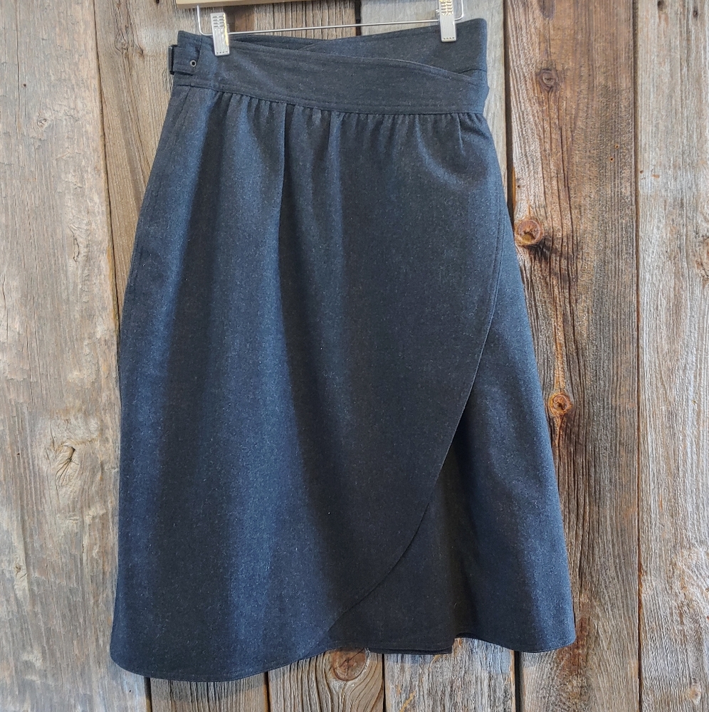 Escape wool a-line skirt